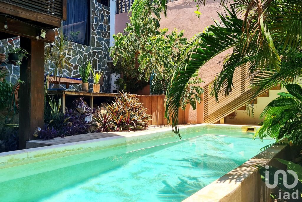 CASA CON VISTA AL MAR A 3 MINUTOS DE PLAYA ZICATELA, PUERTO ESCONDIDO