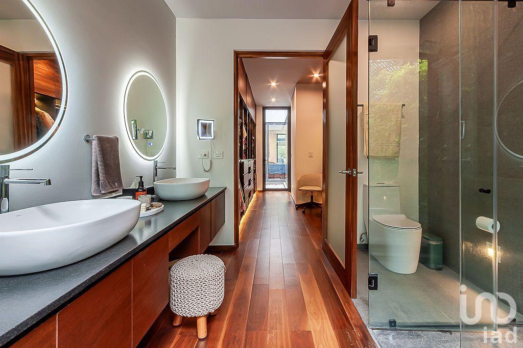 Exclusiva casa dentro de fraccionamiento en zona norte de Cuernavaca