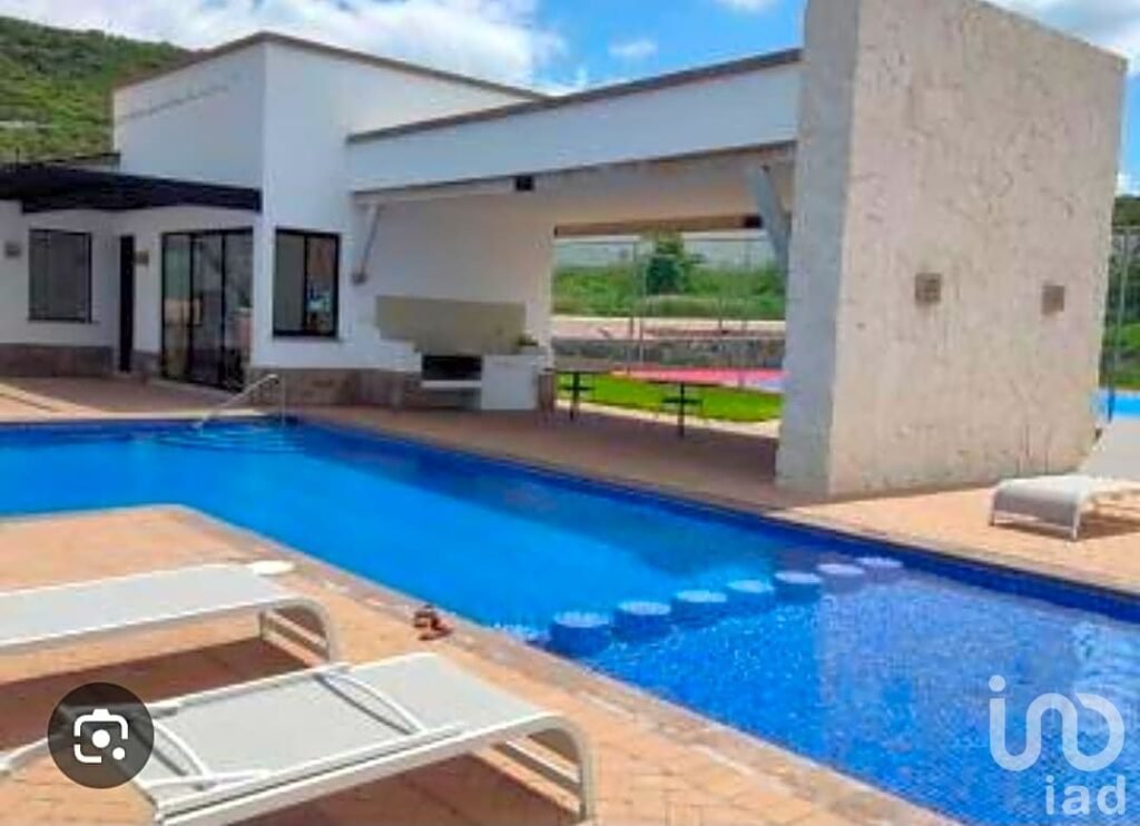 Lote Residencial en Ciudad Maderas Sur 2 ¡Con Amenidades de Lujo:Tu Próxima Gran Inversión