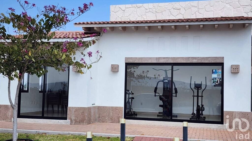 Lote Residencial en Ciudad Maderas Sur 2 ¡Con Amenidades de Lujo:Tu Próxima Gran Inversión