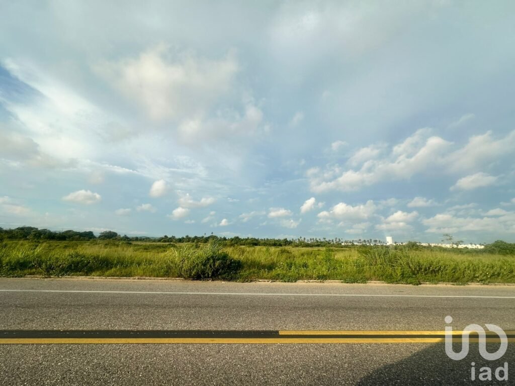 TERRENO EN VENTA CARRETERA TRES VIDAS ACAPULCO DE JUAREZ