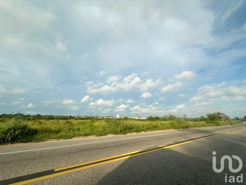 TERRENO EN VENTA CARRETERA TRES VIDAS ACAPULCO DE JUAREZ