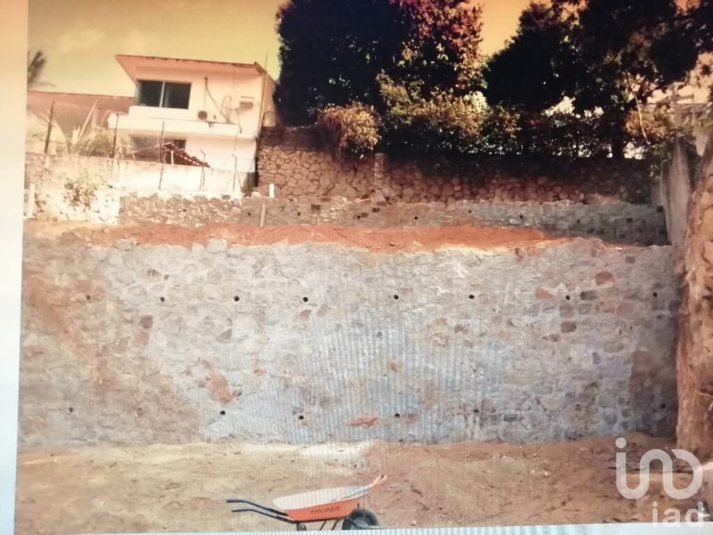 TERRENO EN VENTA EN FRACCIONAMIENTO LAS PLAYAS ACAPULCO