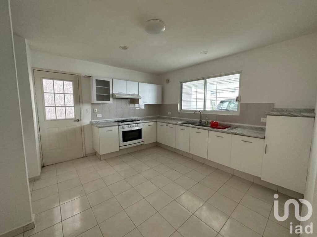 Casa en renta ideal para oficinas, norte de Mérida, Altabrisa