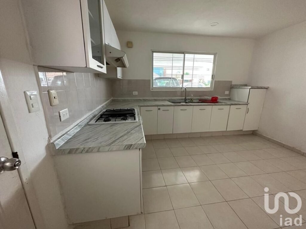 Casa en renta ideal para oficinas, norte de Mérida, Altabrisa