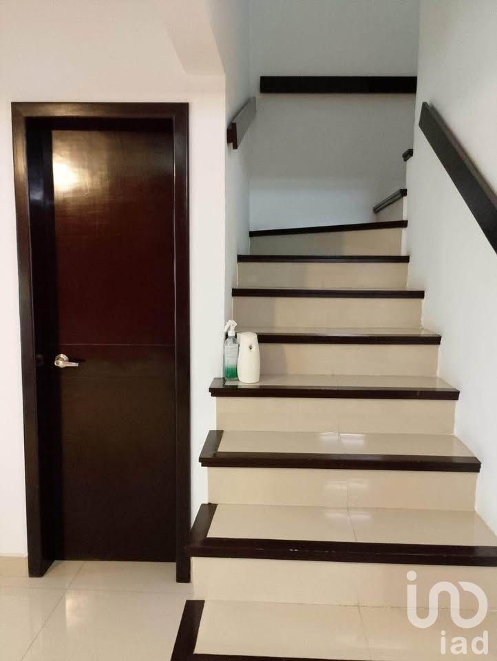 VENTA DE CASA EN JARDINES DE LAS FLORES TUXTLA GUTIERREZ