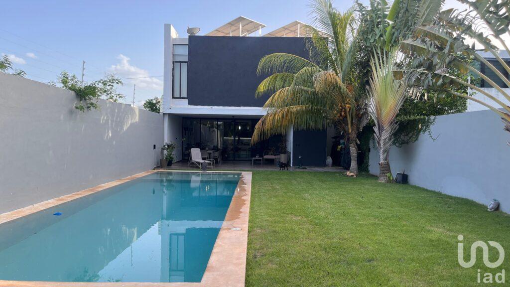 CASA EN VENTA A LA ENTRADA DE CONKAL MERIDA YUCATÁN