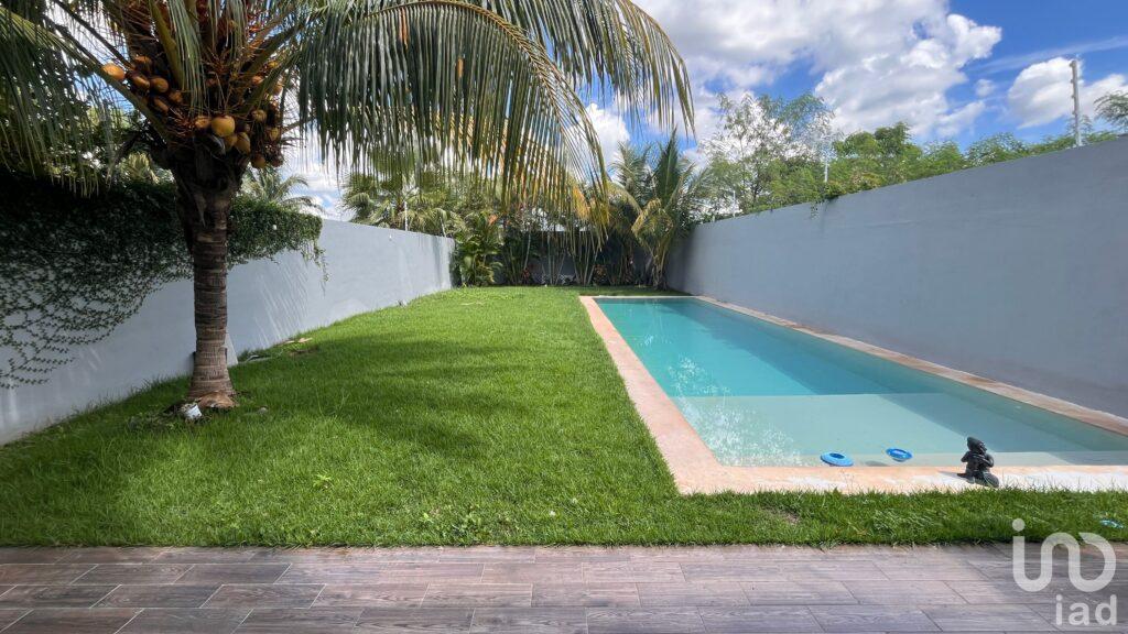 CASA EN VENTA A LA ENTRADA DE CONKAL MERIDA YUCATÁN