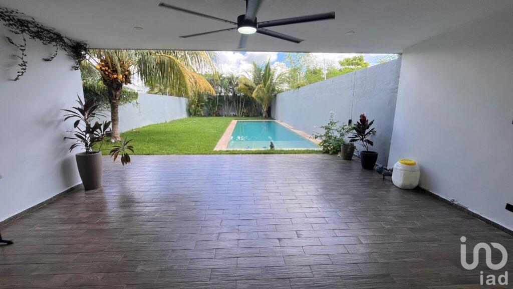 CASA EN VENTA A LA ENTRADA DE CONKAL MERIDA YUCATÁN