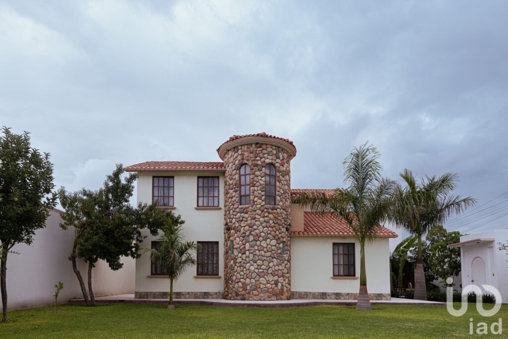 Casa residencial en Actopan, Col. La Floresta