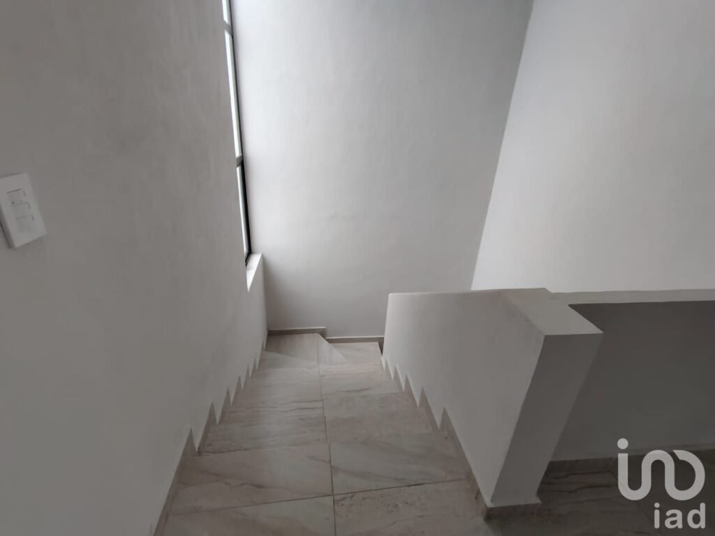 CASA EN VENTA DOS PLANTAS 3 RECÁMARAS COLONIA PUNTA NORTE