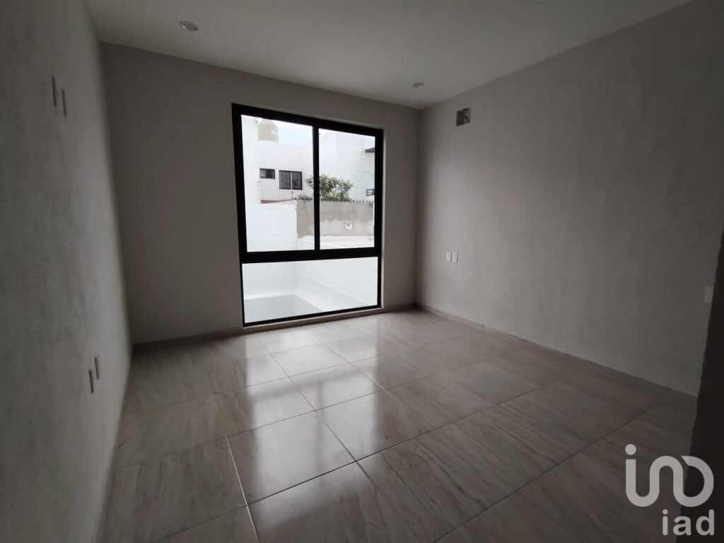 CASA EN VENTA DOS PLANTAS 3 RECÁMARAS COLONIA PUNTA NORTE