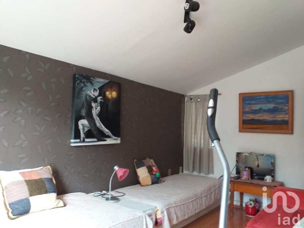 CASA EN VENTA EN FRACCIONAMIENTO LOMAS DE CUERNAVACA, TEMIXCO