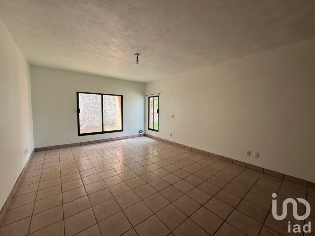 CASA EN VENTA DE UNA PLANTA FRENTE AL HOTEL MARRIOT TUXTLA