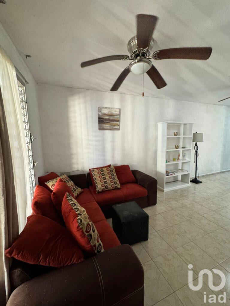 HERMOSA Y AMPLIA CASA EN LAS AMERICAS ETAPA 1, YUCATAN