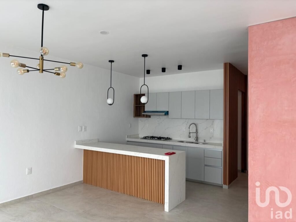 CASA EN VENTA  ACABADO CHUKUM , ARQUITECTO RECONOCIDO, RESIDENCIAL ALBATERRA