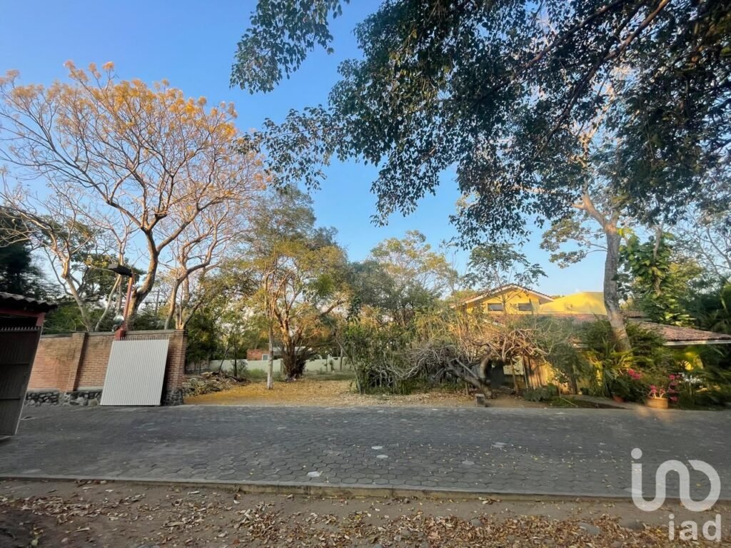 TERRENO EN VENTA DENTRO DE COTO PRIVADO, AMBIENTE SEGURO, COLIMA, COLIMA