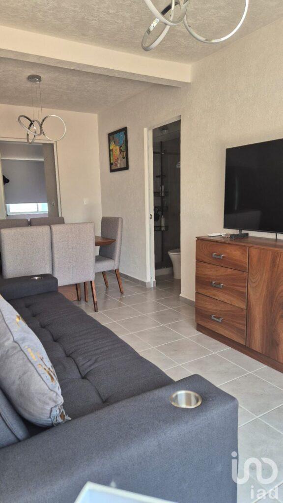 Departamento amueblado en venta con alberca en Acapulco Diamante