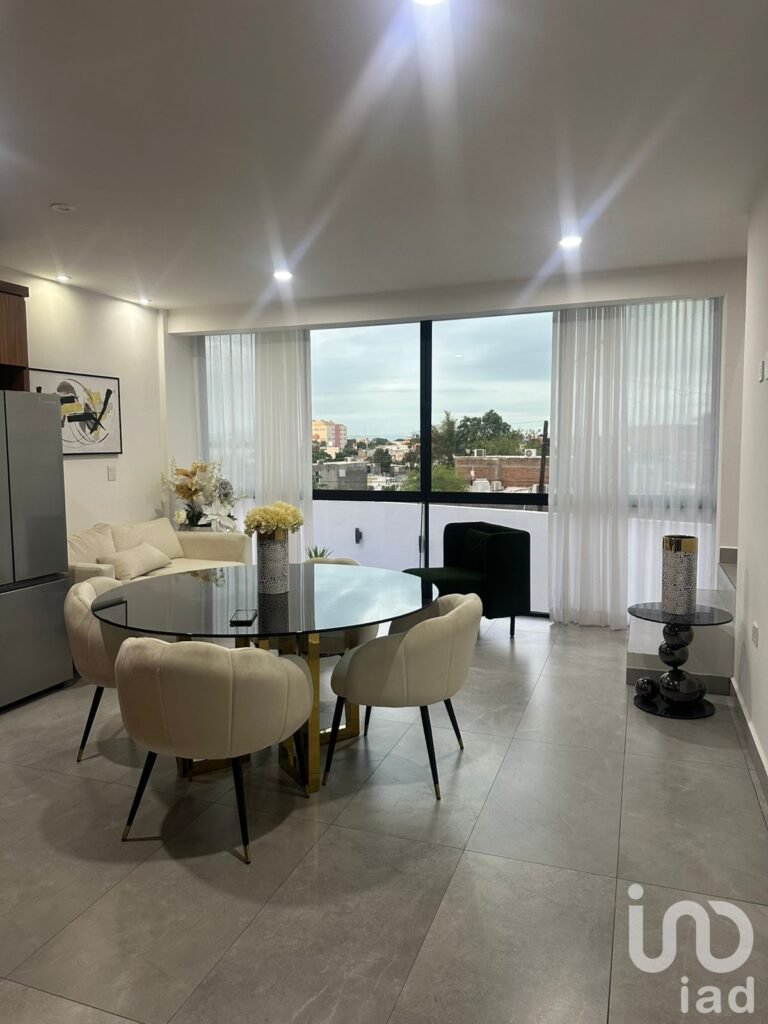 CASA EN RENTA AMUEBLADA 3 RECAMARAS EN PRIVADA  CULIACAN, SIN.