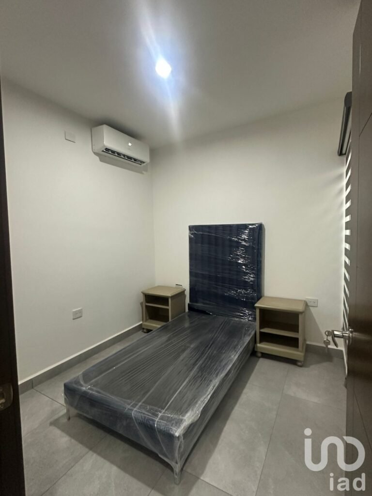 CASA EN RENTA AMUEBLADA 3 RECAMARAS EN PRIVADA  CULIACAN, SIN.