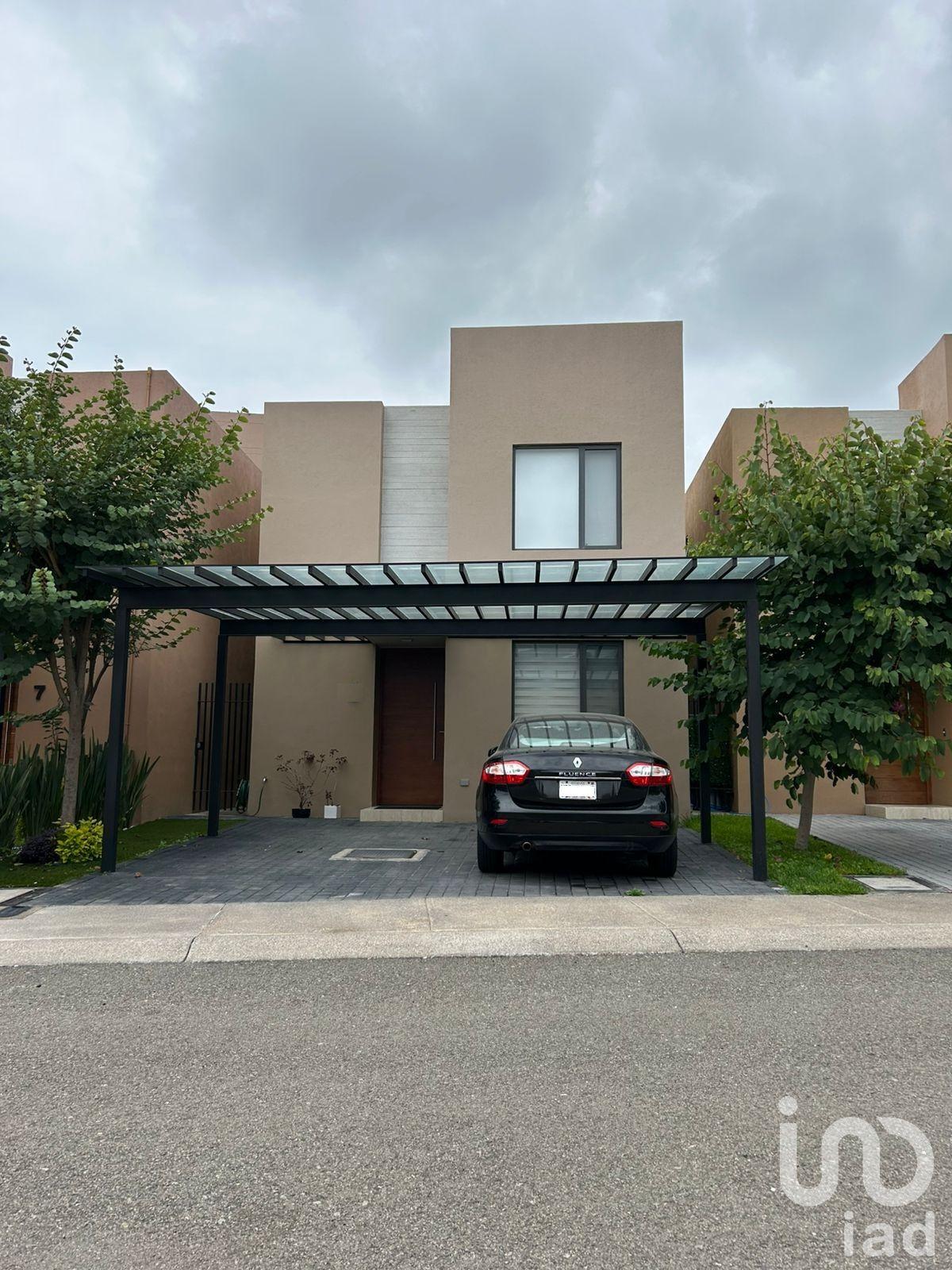 CASA EN VENTA  ZIBATA QUERETARO