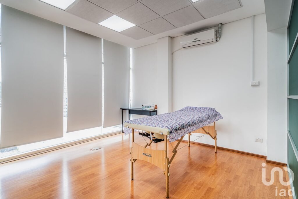 Oficinas en Renta, Los Arcos - Calesa