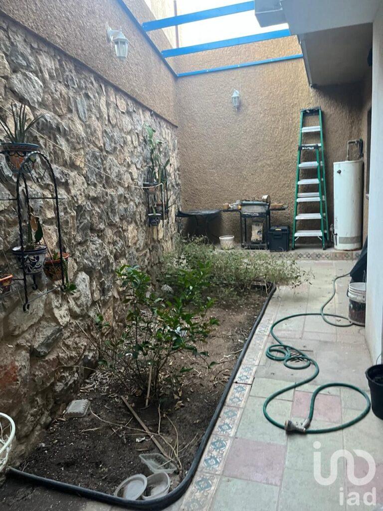 CASA EN VENTA EN LOS ALMENDROS RESIDENCIAL