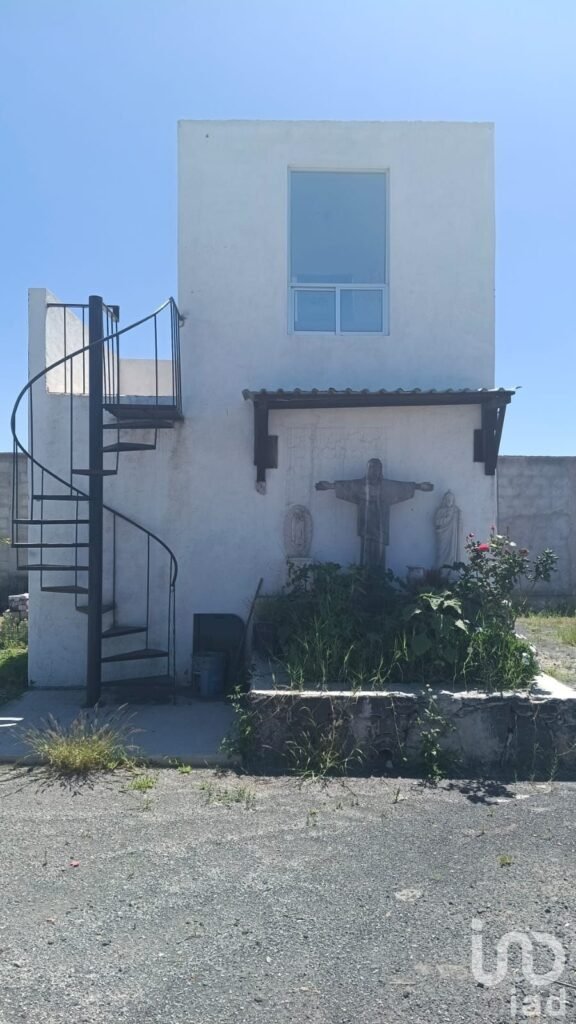 TERRENO EN RENTA PARA PATIO SE MANIOBRAS EN MOMPANI QRO.