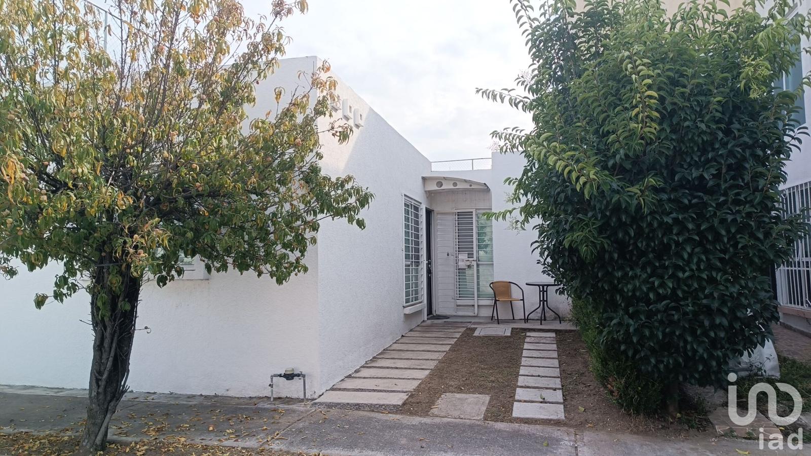 Casa en venta en Jardines del MalecĂłn, de una planta cerca de 3 guerras, punta arena Uni Celaya Casa en venta en Jardines del MalecĂłn, de una planta cerca de 3 guerras, punta arena Uni Celaya