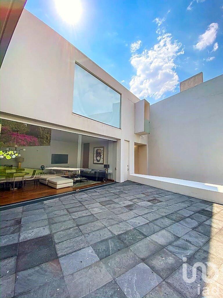 RESIDENCIA DE LUJO EN VENTA EN JARDINES DEL PEDREGAL - ÁLVARO OBREGÓN, CDMX