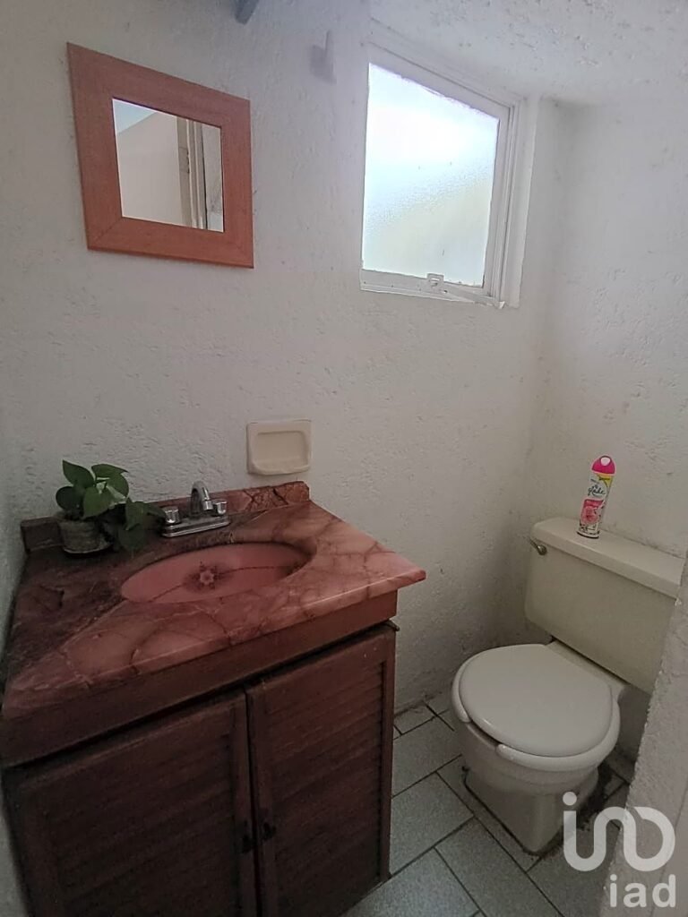 CASA CENTRICA Y ACOGEDORA EN DELICIAS