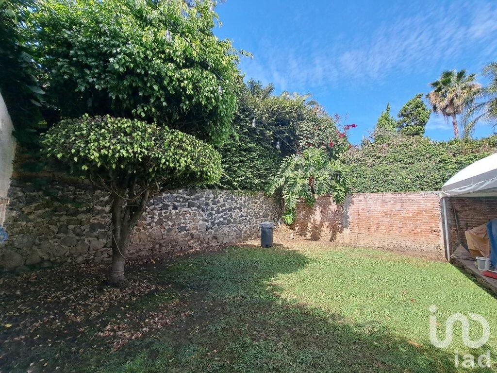 CASA CENTRICA Y ACOGEDORA EN DELICIAS