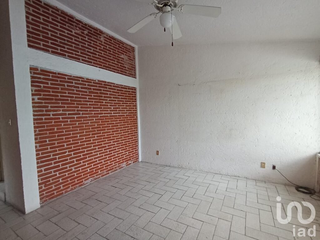 CASA CENTRICA Y ACOGEDORA EN DELICIAS