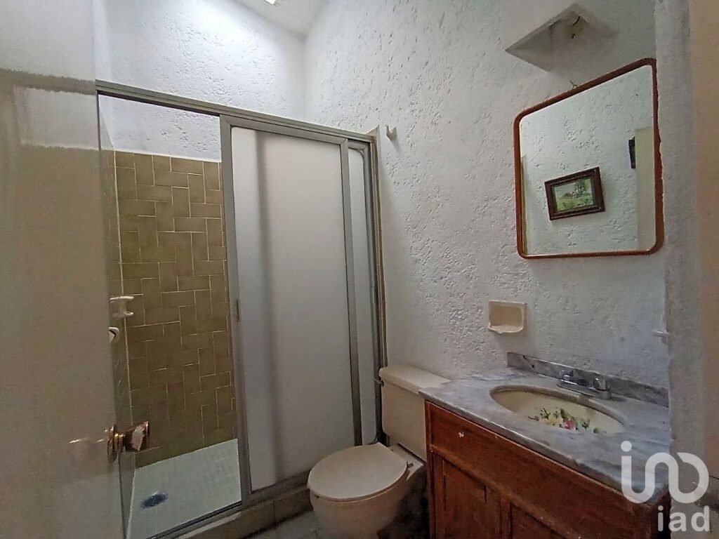 CASA CENTRICA Y ACOGEDORA EN DELICIAS