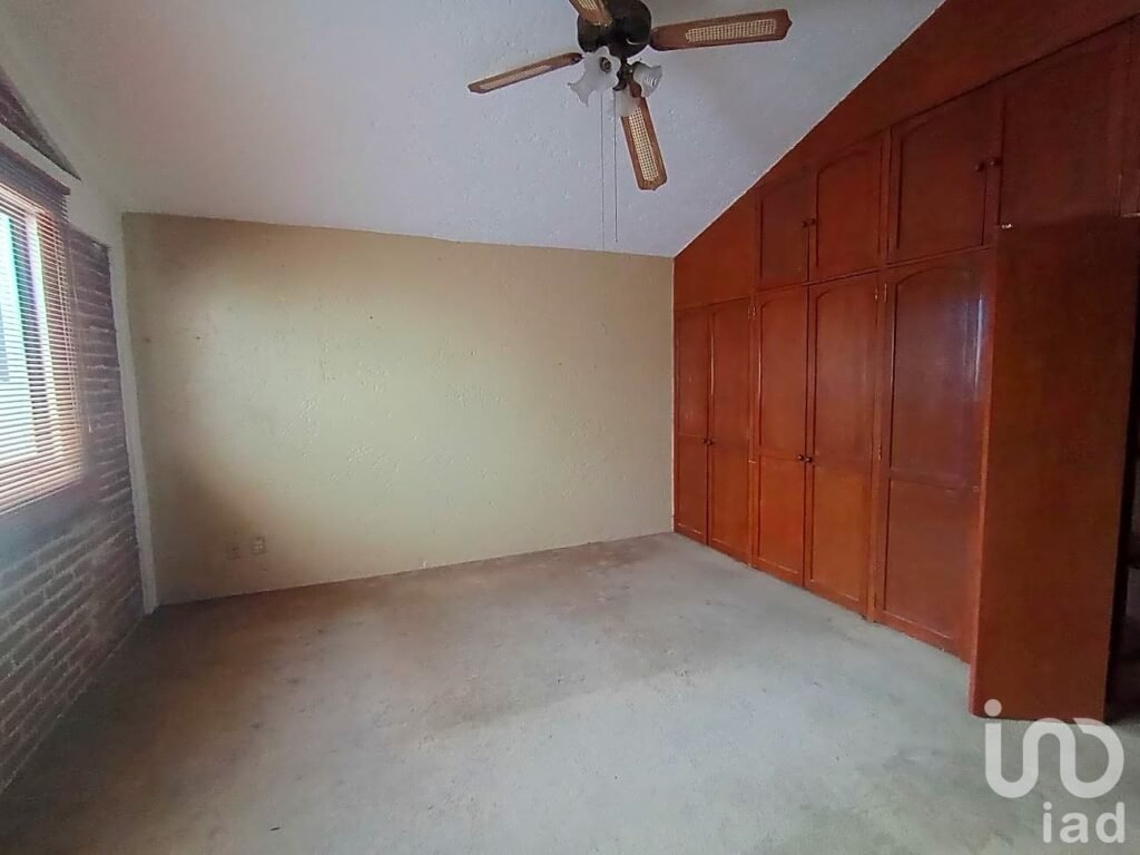 CASA CENTRICA Y ACOGEDORA EN DELICIAS