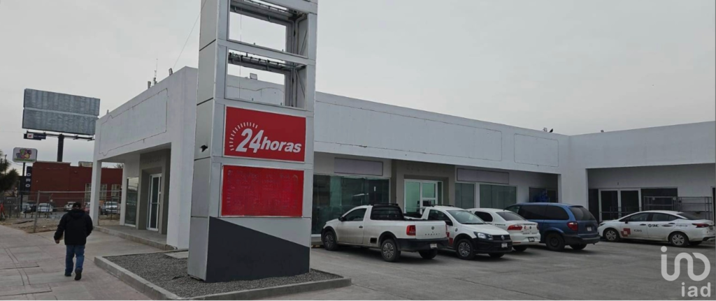 LOCAL COMERCIAL EN RENTA, TEOFILO BORUNDA, 66.30 M2