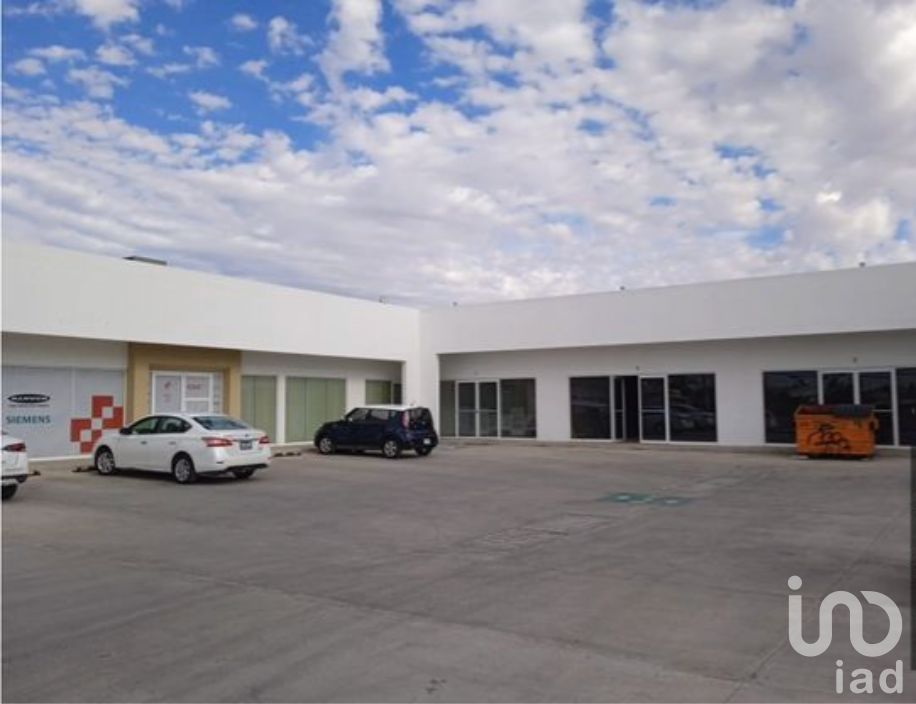 LOCAL COMERCIAL EN RENTA, TEOFILO BORUNDA, 66.30 M2