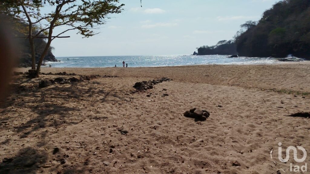 SE VENDE TERRENO EN PLAYA