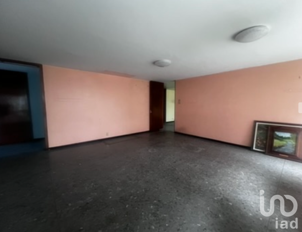 Casa con uso de suelo comercial para oficinas o negocio