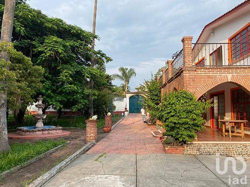 Casa con amplio terreno para inversionistas en Cuautla Morelos,