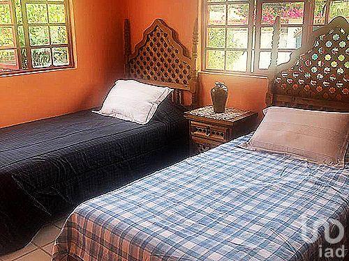 Casa con amplio terreno para inversionistas en Cuautla Morelos,