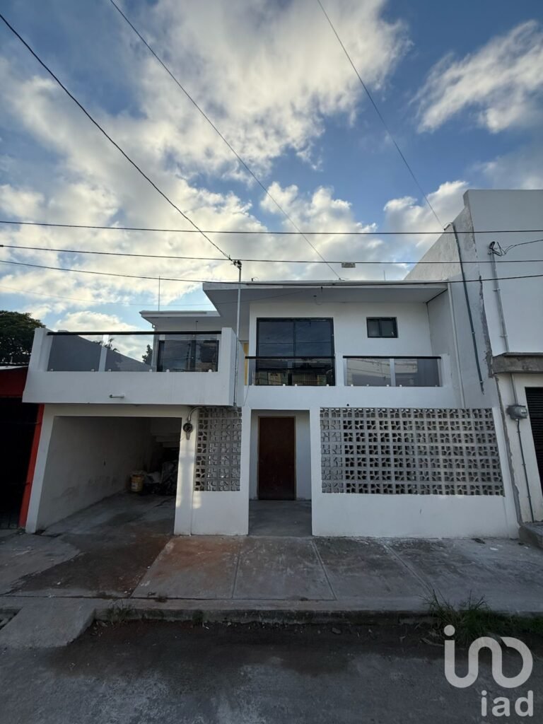 CASA EN VENTA COLONIA CARRANZA BOCA DEL RIO, VERACRUZ