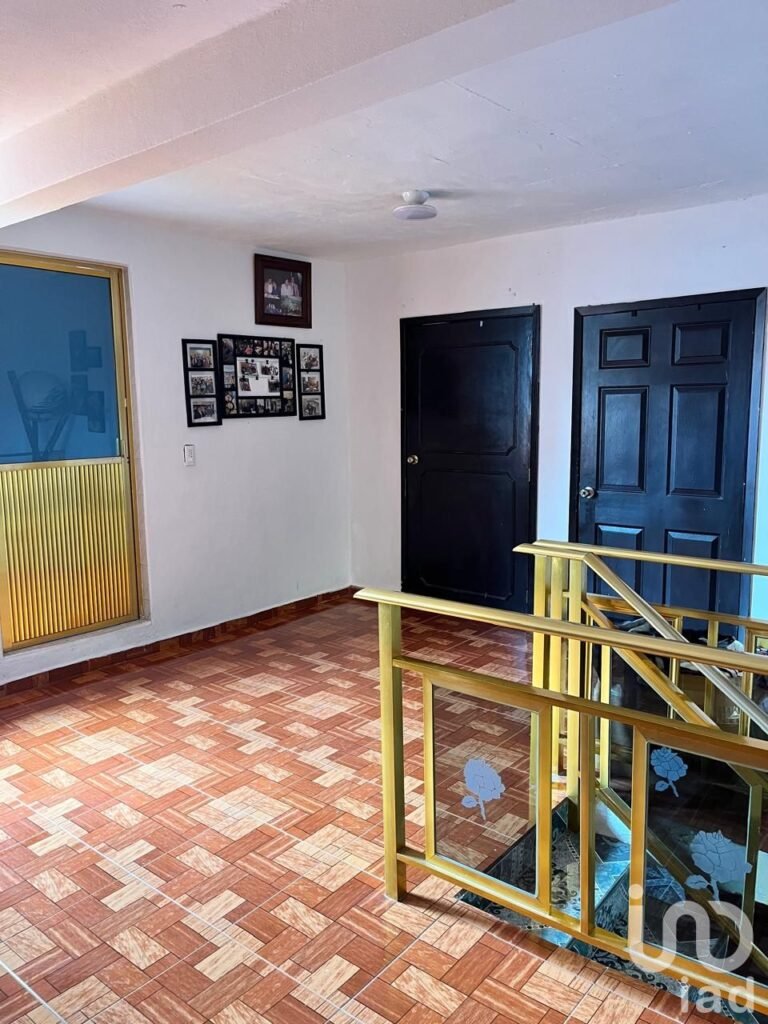 VENTA DE CASA EN NEZAHUALCOYOTL METROPOLITANA 3RA