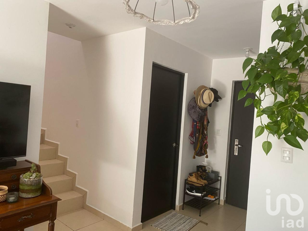 Venta de casa en Zakia, Condominio Arenza, El Marqués, C.P.  76269; Querétaro