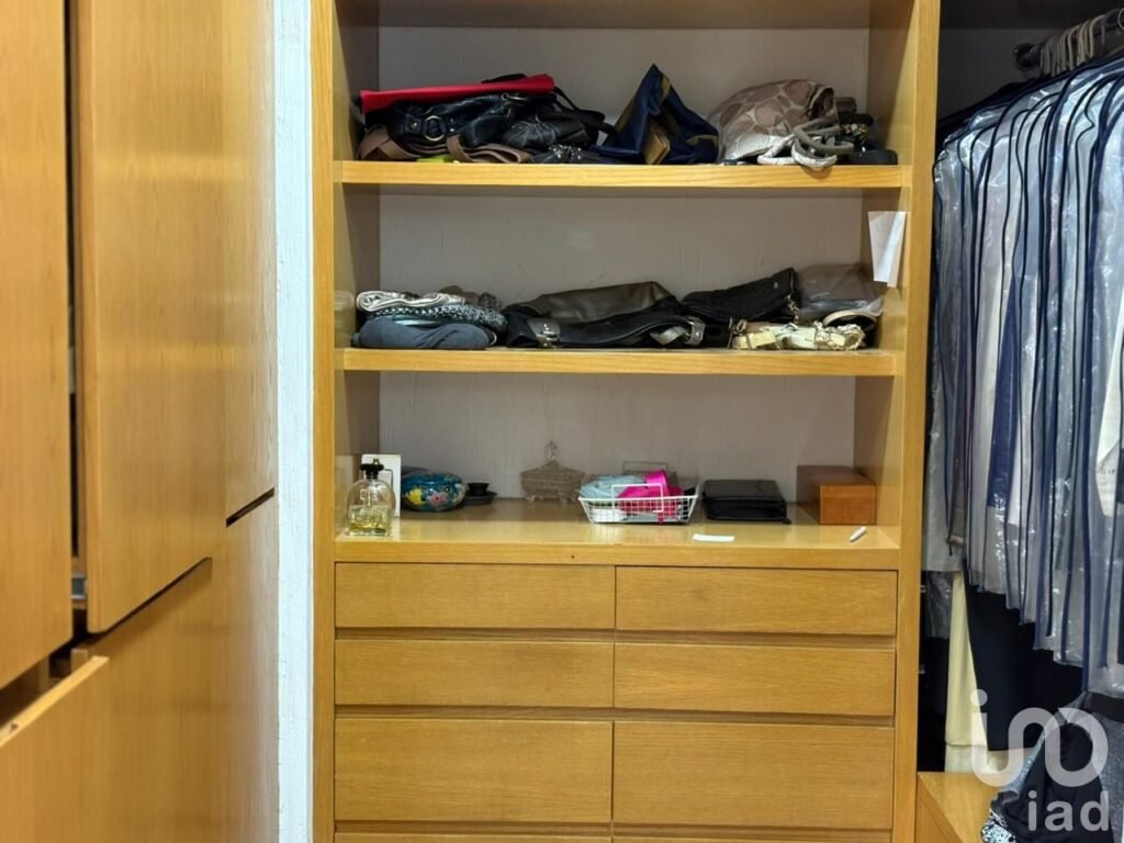 Lujo, espacio, seguridad, vistas hermosas en departamento a 10 minutos de Bosques y 5 de Lilas