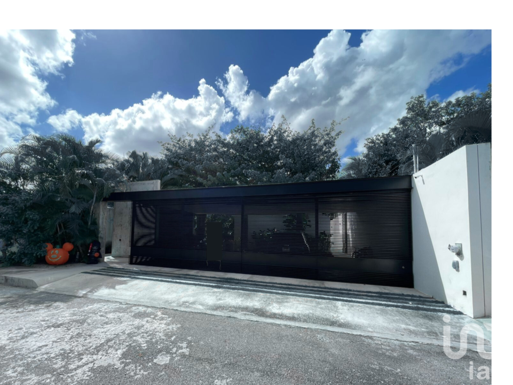 RESIDENCIA DE DOS PLANTAS EN RESIDENCIAL DEL MAYAB, MÉRIDA YUCATÁN 4 RECAMARAS