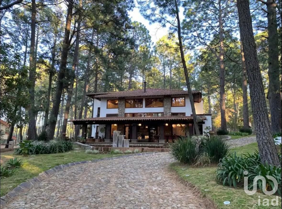 Casa en venta en Bosques de la Cañada