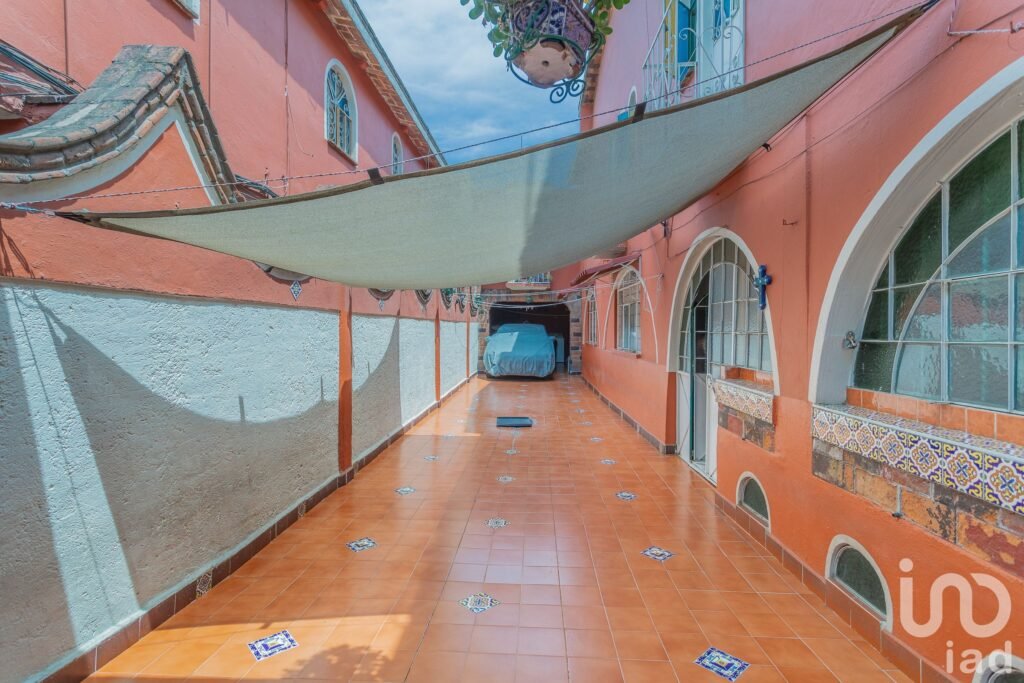 VENTA DE CASA MAS 6 DEPARTAMENTOS  EN POTRERO DE SAN BERNARDINO , XOCHIMILCO , CDMX