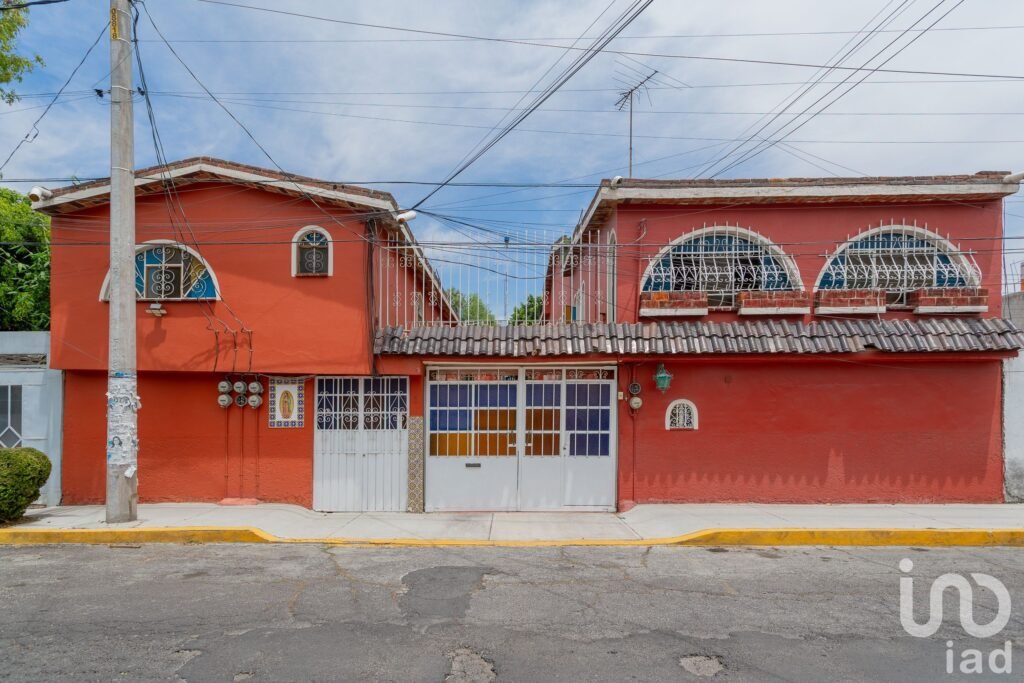 VENTA DE CASA MAS 6 DEPARTAMENTOS  EN POTRERO DE SAN BERNARDINO , XOCHIMILCO , CDMX