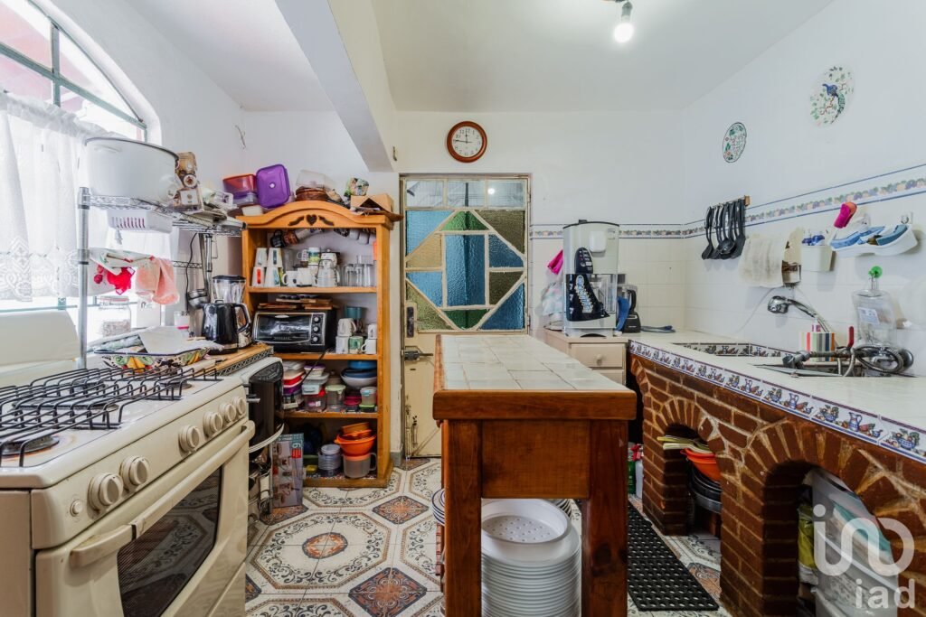 VENTA DE CASA MAS 6 DEPARTAMENTOS  EN POTRERO DE SAN BERNARDINO , XOCHIMILCO , CDMX